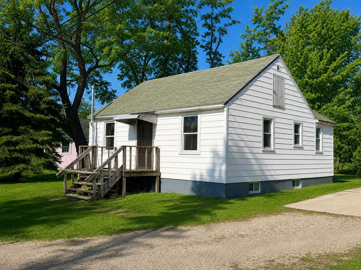 156 Main Street N, Waltham, MN 55982 - #1