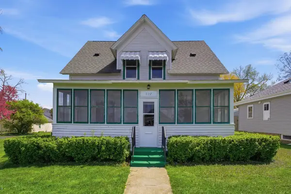 827 7th Avenue Sw, Faribault, MN 55021