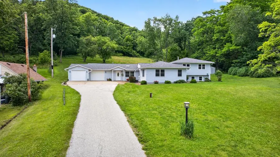 1613 Gilmore Valley Road, Winona, MN 55987 - #2