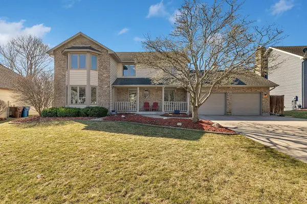 13937 95th Avenue N, Maple Grove, MN 55369