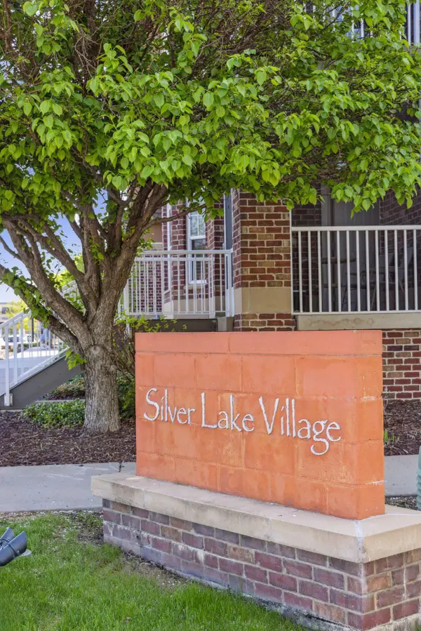 2550 38th Avenue Ne #109, Minneapolis, MN 55421
