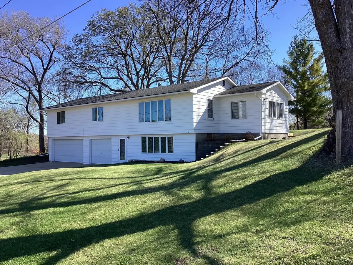 2418 Main Street W, Albert Lea, MN 56007 - #1