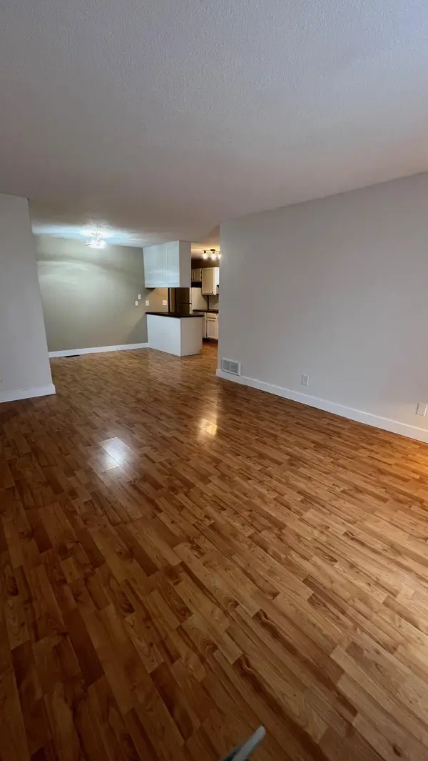 788 Parkside Drive #G, Saint Paul, MN 55127