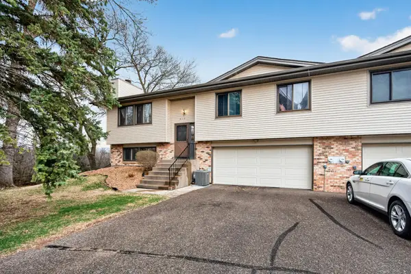 818 Sherwood Road, Saint Paul, MN 55126