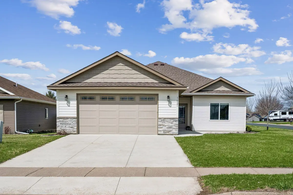 1621 11th Street Ne, Buffalo, MN 55313 - #1