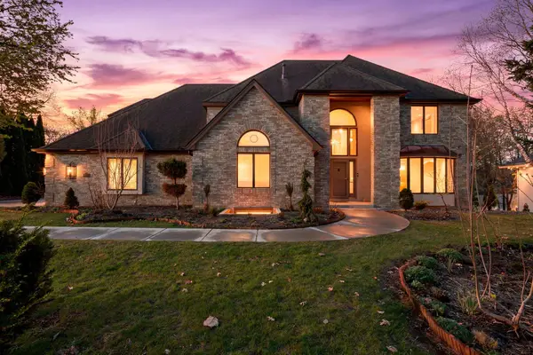 8480 Montgomery Court, Eden Prairie, MN 55347