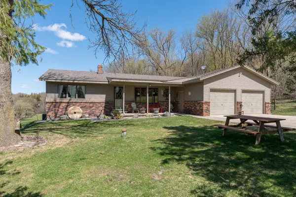 30536 Lexington Road, Le Sueur, MN 56058