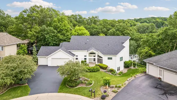 4854 Four Seasons Court, Saint Paul, MN 55122