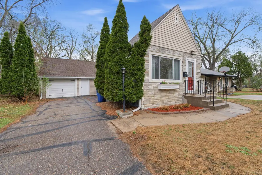 3619 Halifax Avenue N, Minneapolis, MN 55422 - #3