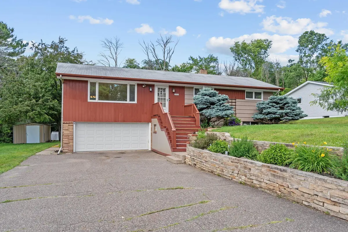 10724 32nd Avenue N, Minneapolis, MN 55441 - #1