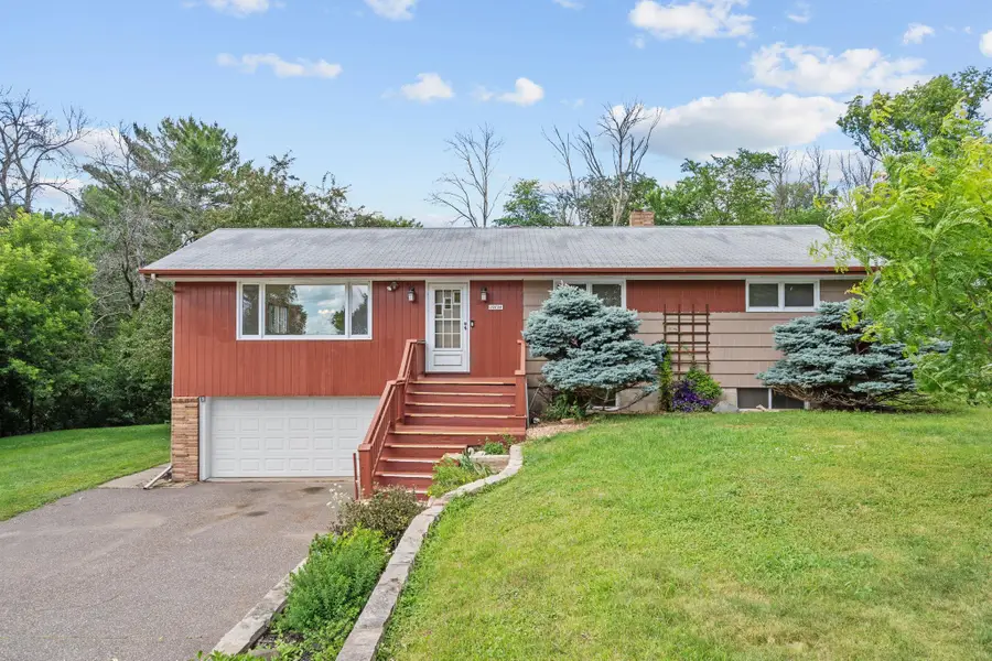 10724 32nd Avenue N, Minneapolis, MN 55441 - #2