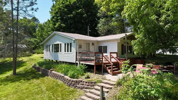 2890 216th Street, Luck, WI 54853