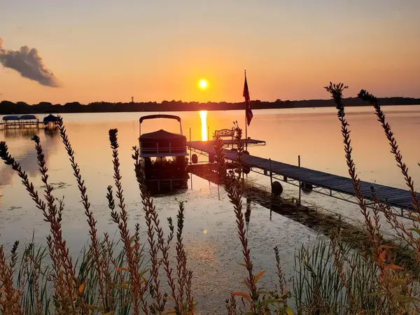 1304 W Medicine Lake Drive #119, Minneapolis, MN 55441