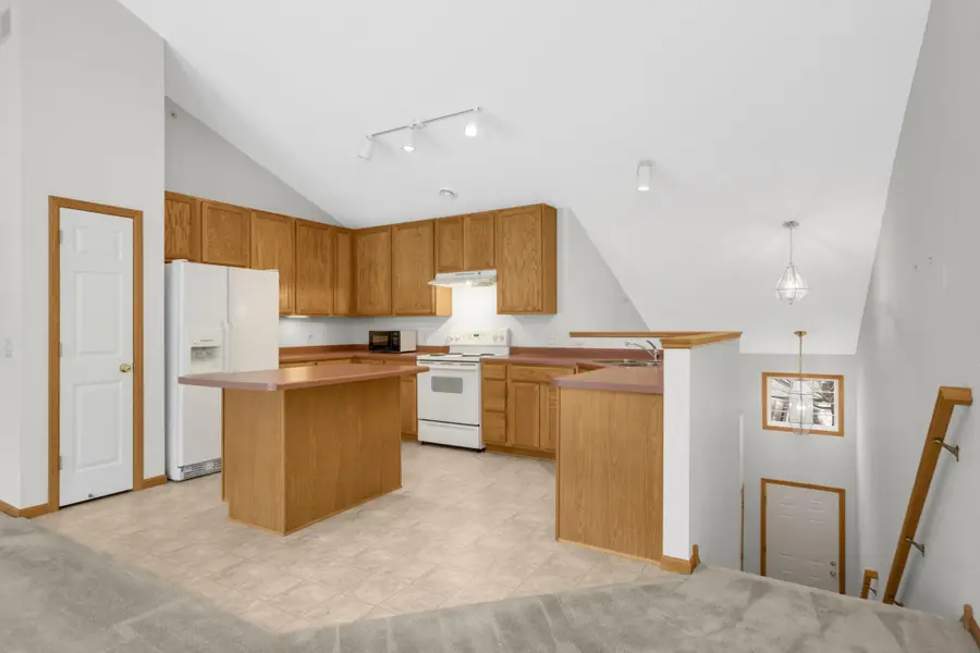 2820 Spy Glass Drive, Chaska, MN 55318 - #3