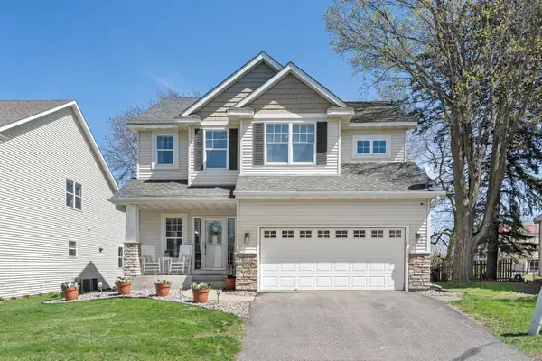 668 Newberry Lane, Chaska, MN 55318