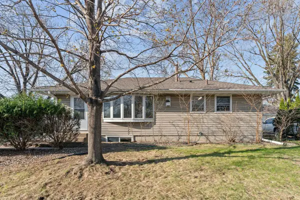 3701 Violet Avenue N, Brooklyn Center, MN 55429