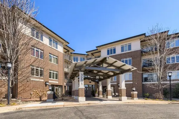 3251 Louisiana Avenue S #223, Saint Louis Park, MN 55426