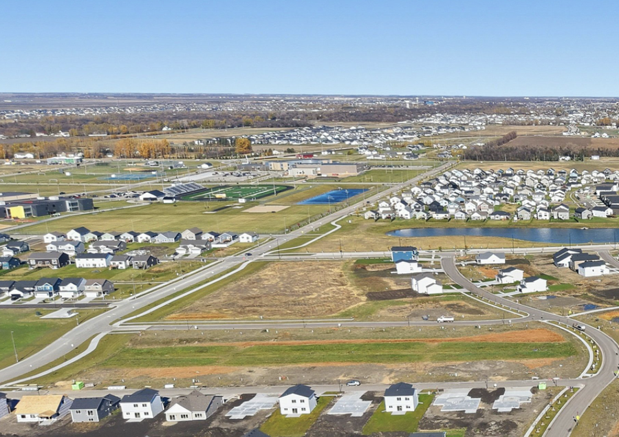 6246 84th Avenue S, Horace, ND 58047 - #2