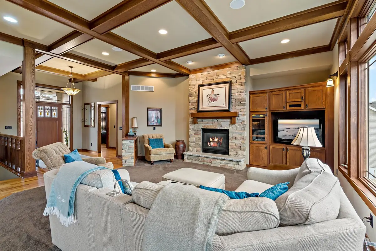 9071 Horizon Drive, Shakopee, MN 55379 - #1