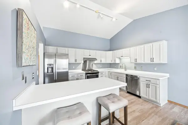 6108 Creek Line Drive, Minnetonka, MN 55345