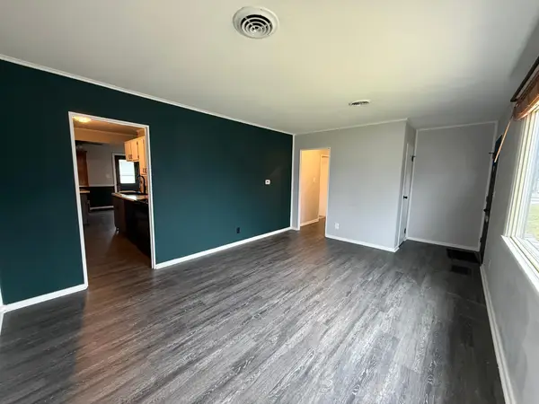 6725 W Verona Court, Milwaukee, WI 53219