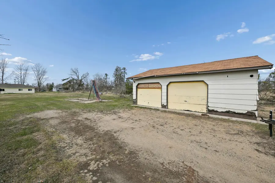 945 East Avenue Ne, Bemidji, MN 56601 - #3