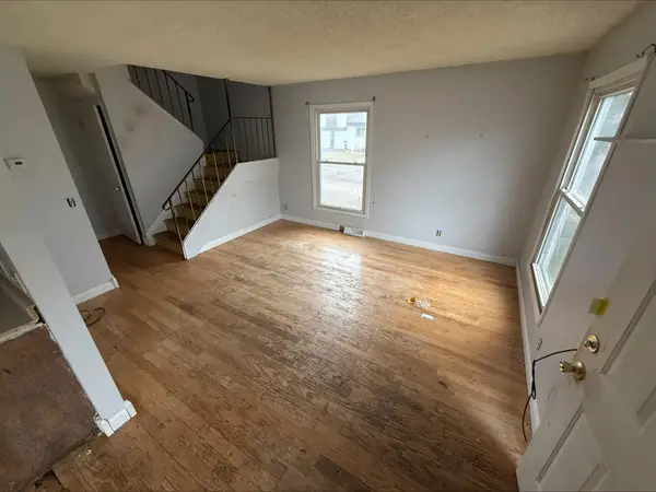 4980 Grenwich Trail N, Saint Paul, MN 55128