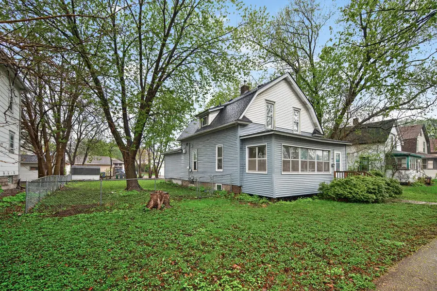 893 22nd Avenue Se, Minneapolis, MN 55414 - #3