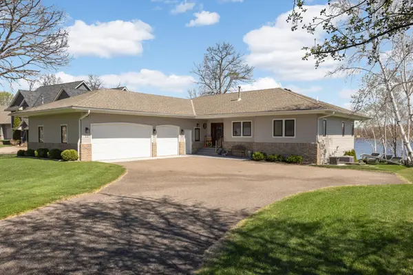 27225 Bayshore Drive Nw, Isanti, MN 55040