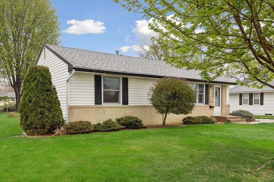 2700 W 84th Street, Bloomington, MN 55431 - #3