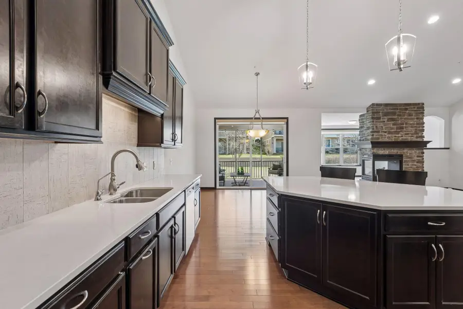 8652 Lake Riley Drive, Chanhassen, MN 55317 - #3