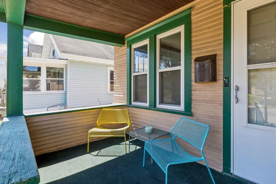 1087 Western Avenue N, Saint Paul, MN 55117 - #2