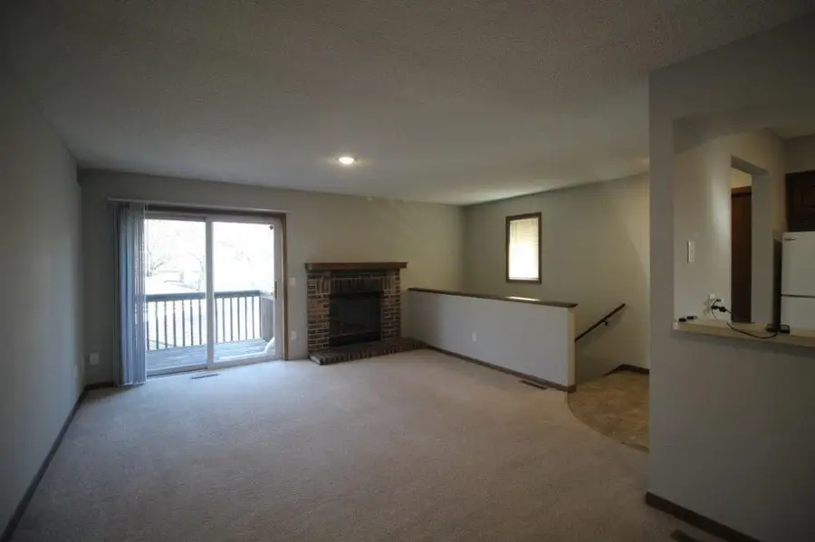 11410 Dogwood Street Nw #402, Coon Rapids, MN 55448 - #3