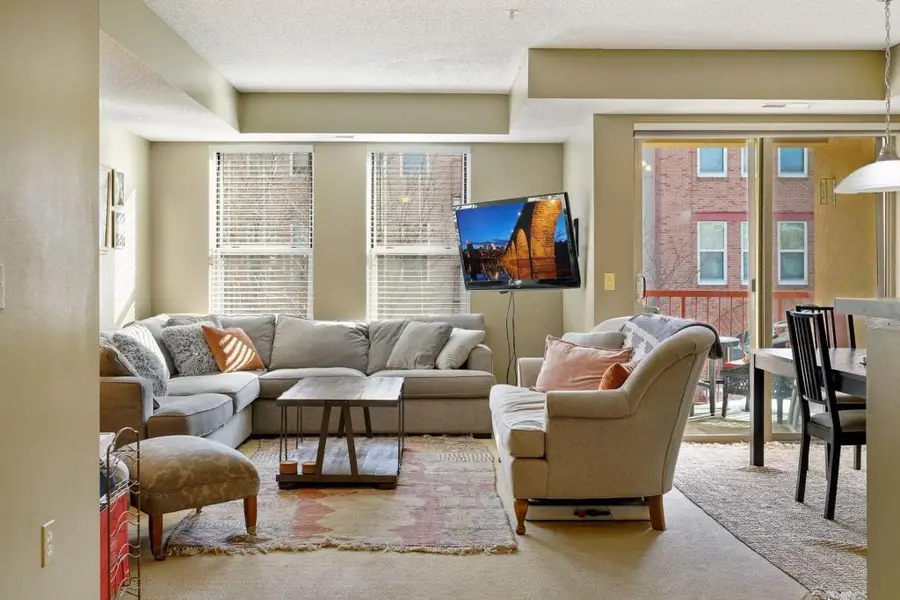 660 N 2nd Street #301, Minneapolis, MN 55401 - #3