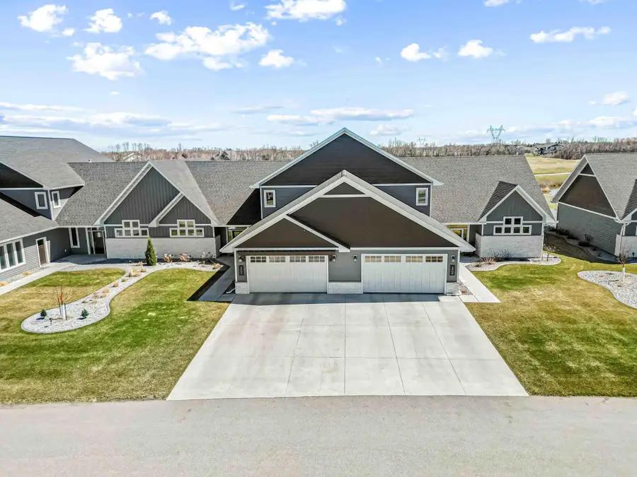 5900 31st Street S, Fargo, ND 58104 - #3