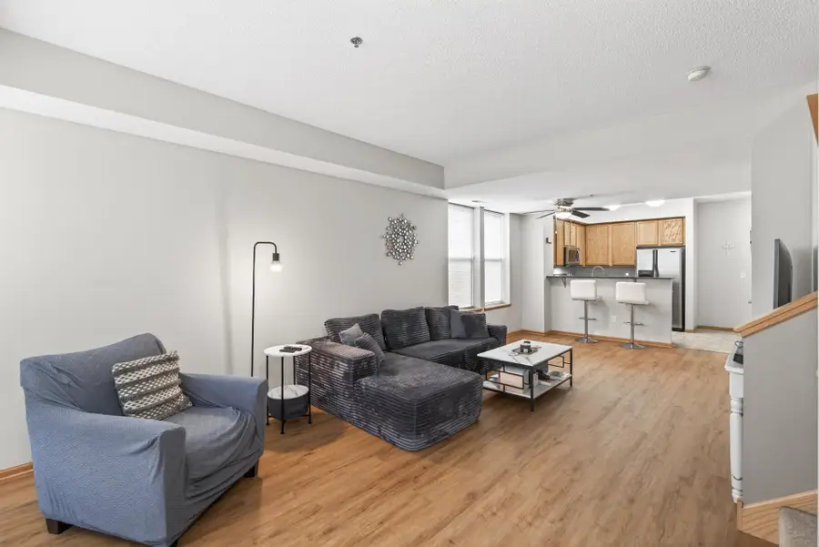 150 E Burnsville Parkway #101, Burnsville, MN 55337 - #3