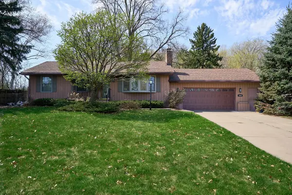 5505 Cottage Avenue, Saint Paul, MN 55110