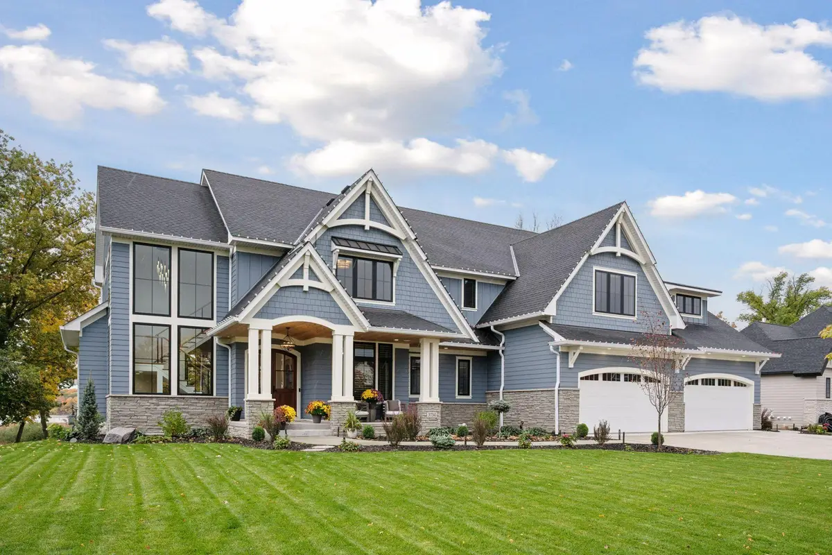 3734 Woodland Cove Parkway, Excelsior, MN 55331 - #1