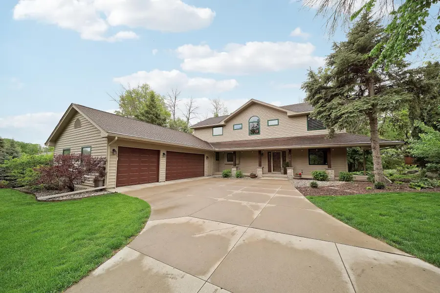 1636 Woodlawn Circle, Waconia, MN 55387 - #2