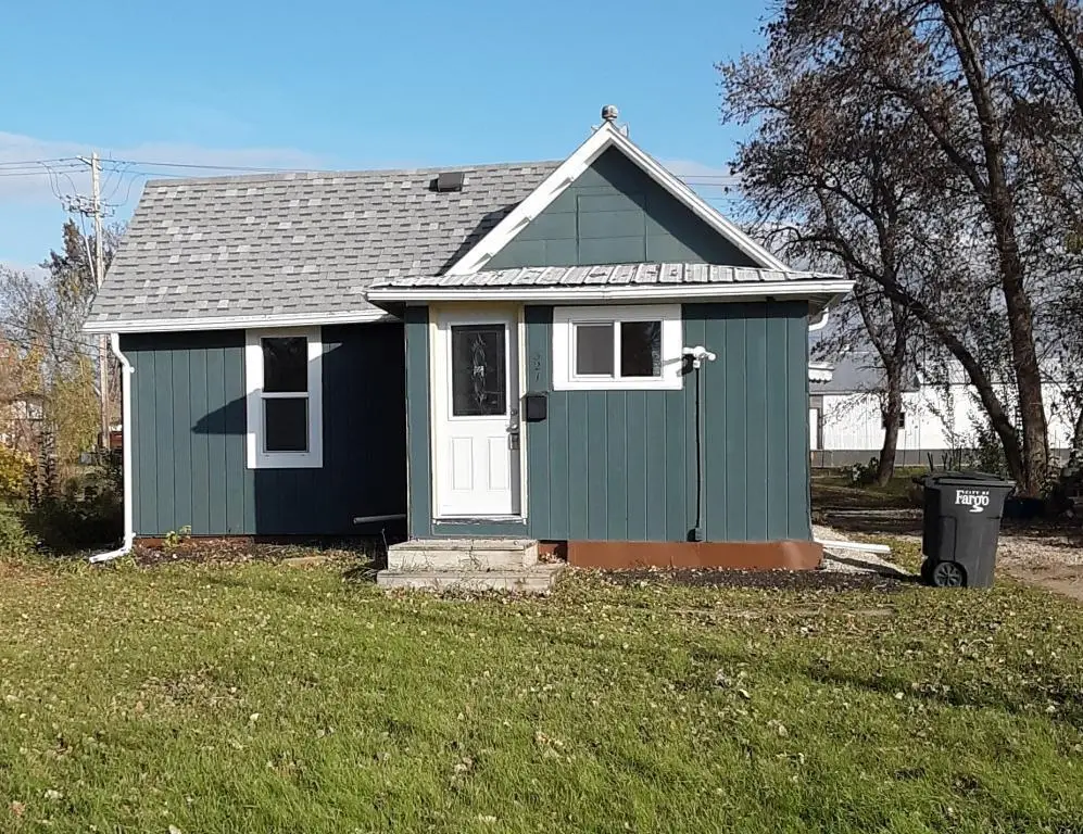 321 19th Street N, Fargo, ND 58102 - #1