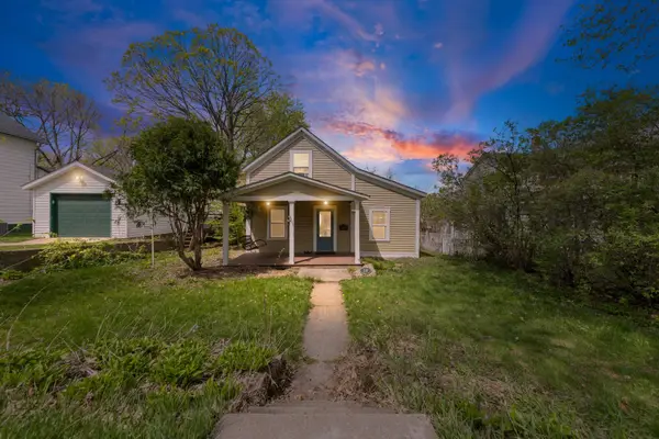 209 8th Street E, Hastings, MN 55033