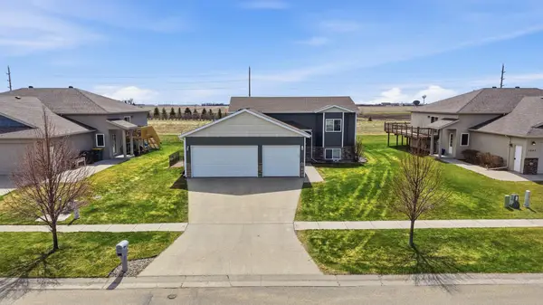 1209 Morningside Drive, Casselton, ND 58012