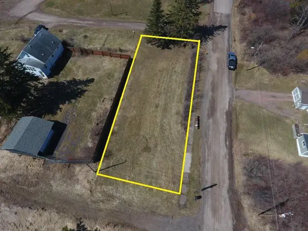 302 S 73rd Avenue W, Duluth, MN 55807
