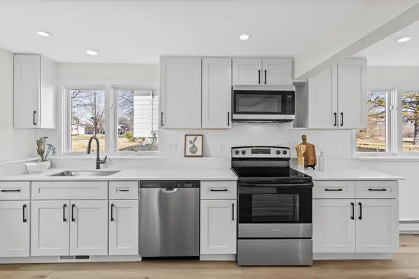 6264 Brooklyn Drive, Minneapolis, MN 55430