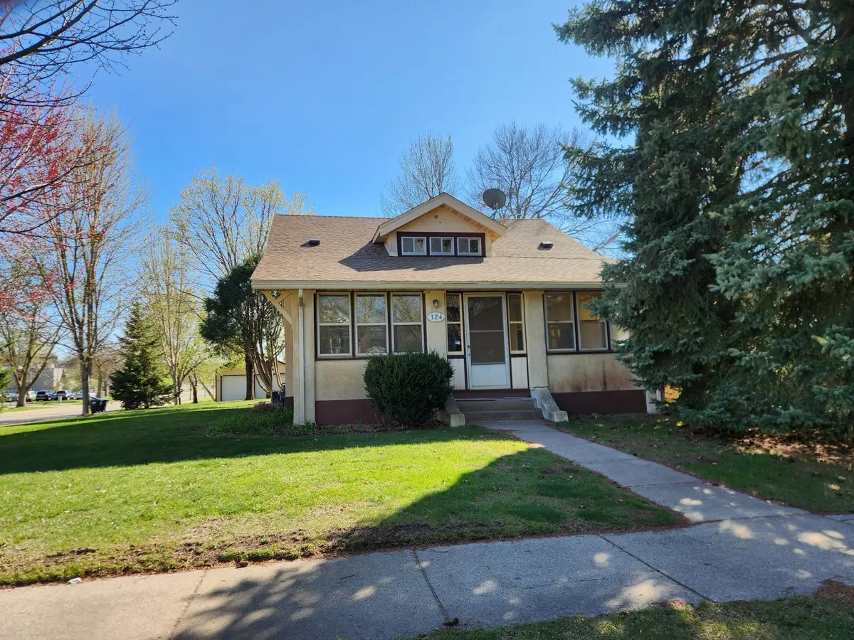 124 4th Street E, Monticello, MN 55362 - #1