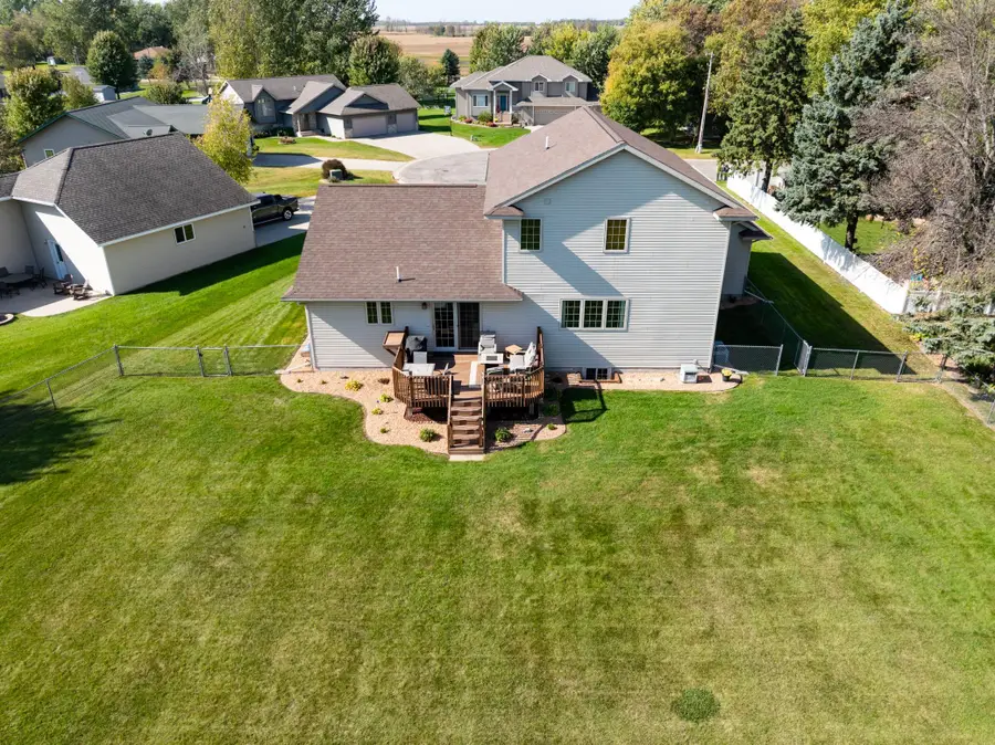 501 W 7th Avenue, Osakis, MN 56360 - #3