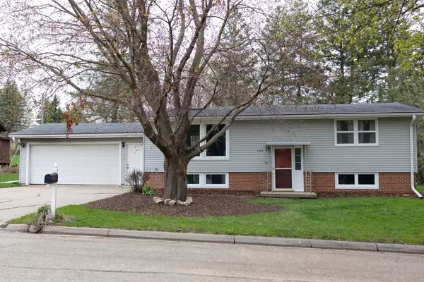 768 2nd Avenue, Zumbrota, MN 55992