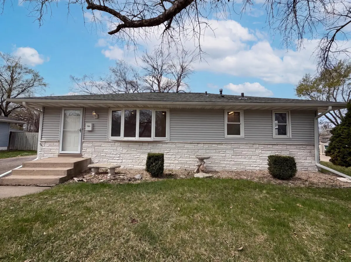 6319 Perry Avenue N, Minneapolis, MN 55429 - #1