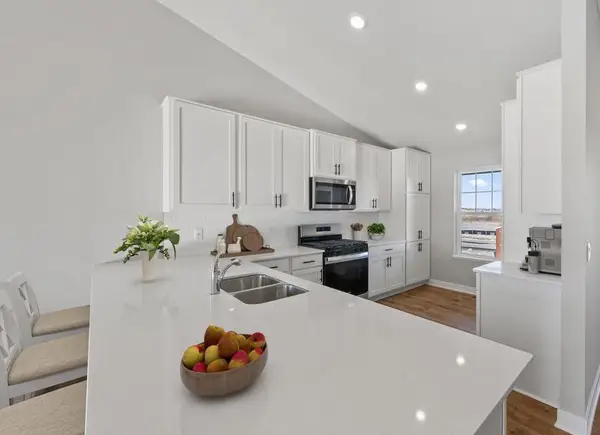 2278 Latour Drive, Shakopee, MN 55379