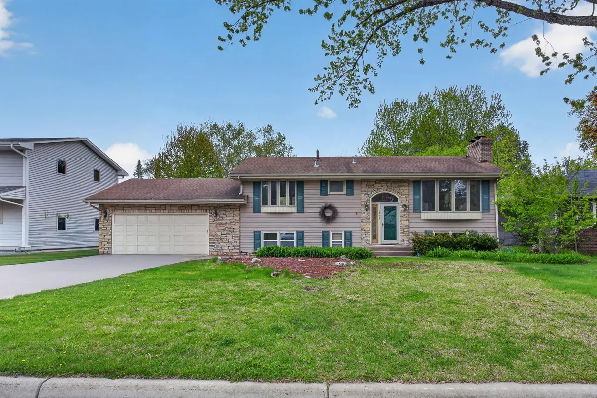 1373 Pike Lake Drive, Saint Paul, MN 55112 - #1